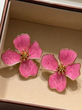 Bright Pink Asymmetrical 4-Petal Flower Enamel Statement Earring Gold Tone